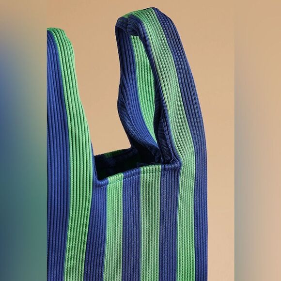 Marimekko Knitted Merirosvo Mini Bag NWT - Picture 2 of 10